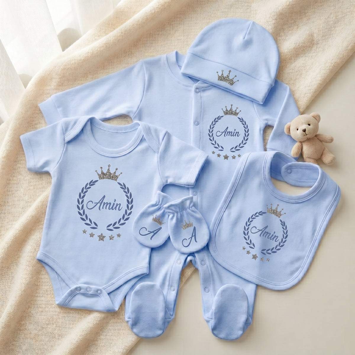 Personalisiertes Baby-Erstlingsset mit Namen – 100 % Baumwolle